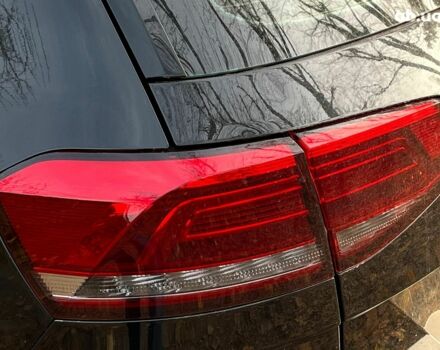 Черный Фольксваген Пассат, объемом двигателя 2 л и пробегом 267 тыс. км за 14390 $, фото 11 на Automoto.ua