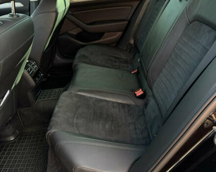 Черный Фольксваген Пассат, объемом двигателя 1.97 л и пробегом 208 тыс. км за 18900 $, фото 12 на Automoto.ua