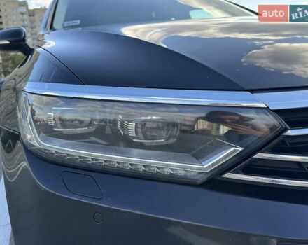 Черный Фольксваген Пассат, объемом двигателя 1.6 л и пробегом 361 тыс. км за 12000 $, фото 23 на Automoto.ua