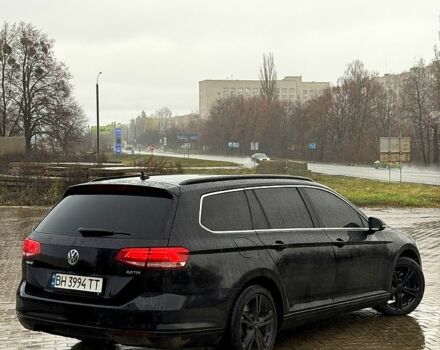 Черный Фольксваген Пассат, объемом двигателя 2 л и пробегом 295 тыс. км за 14000 $, фото 2 на Automoto.ua