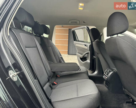 Черный Фольксваген Пассат, объемом двигателя 1.6 л и пробегом 256 тыс. км за 11900 $, фото 26 на Automoto.ua