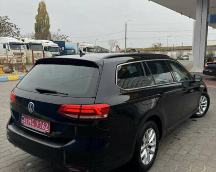Черный Фольксваген Пассат, объемом двигателя 1.97 л и пробегом 261 тыс. км за 13999 $, фото 7 на Automoto.ua