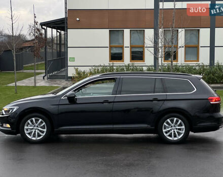 Черный Фольксваген Пассат, объемом двигателя 1.6 л и пробегом 325 тыс. км за 12600 $, фото 69 на Automoto.ua