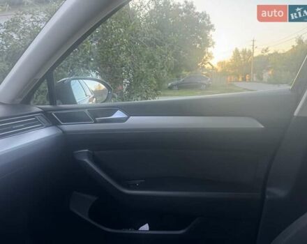 Чорний Фольксваген Пассат, об'ємом двигуна 1.97 л та пробігом 324 тис. км за 14000 $, фото 15 на Automoto.ua