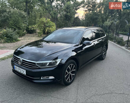 Черный Фольксваген Пассат, объемом двигателя 1.97 л и пробегом 185 тыс. км за 14499 $, фото 4 на Automoto.ua