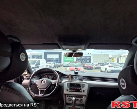 Черный Фольксваген Пассат, объемом двигателя 2 л и пробегом 267 тыс. км за 15000 $, фото 10 на Automoto.ua