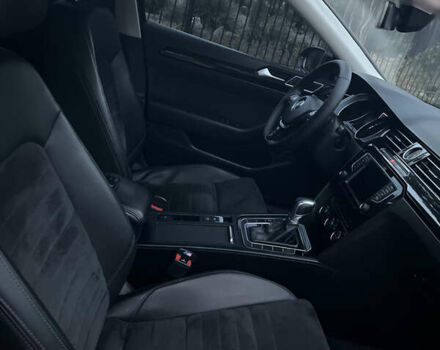 Черный Фольксваген Пассат, объемом двигателя 1.97 л и пробегом 185 тыс. км за 14499 $, фото 10 на Automoto.ua