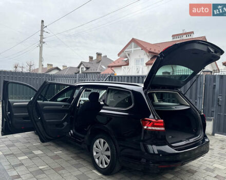 Черный Фольксваген Пассат, объемом двигателя 1.6 л и пробегом 256 тыс. км за 11900 $, фото 38 на Automoto.ua