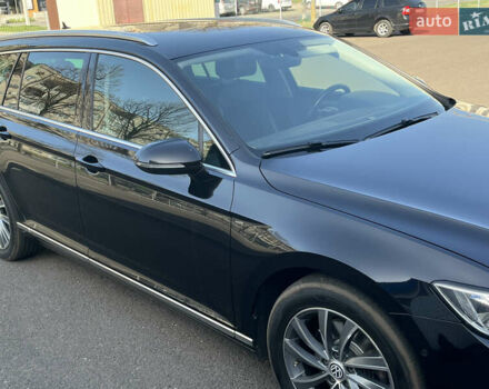 Черный Фольксваген Пассат, объемом двигателя 1.97 л и пробегом 287 тыс. км за 15500 $, фото 119 на Automoto.ua