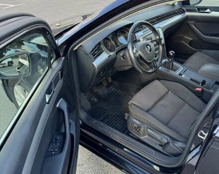 Черный Фольксваген Пассат, объемом двигателя 1.6 л и пробегом 361 тыс. км за 12000 $, фото 20 на Automoto.ua