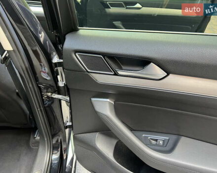 Чорний Фольксваген Пассат, об'ємом двигуна 2 л та пробігом 313 тис. км за 14600 $, фото 15 на Automoto.ua