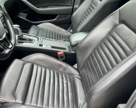 Черный Фольксваген Пассат, объемом двигателя 1.6 л и пробегом 348 тыс. км за 16550 $, фото 33 на Automoto.ua