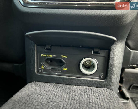 Чорний Фольксваген Пассат, об'ємом двигуна 1.97 л та пробігом 220 тис. км за 14300 $, фото 15 на Automoto.ua