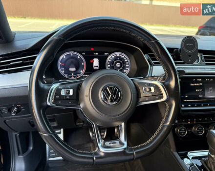 Черный Фольксваген Пассат, объемом двигателя 1.6 л и пробегом 335 тыс. км за 15950 $, фото 1 на Automoto.ua