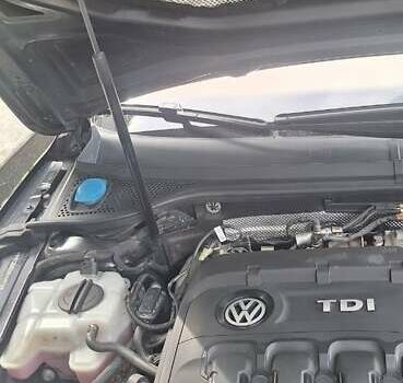 Черный Фольксваген Пассат, объемом двигателя 1.97 л и пробегом 250 тыс. км за 20000 $, фото 41 на Automoto.ua