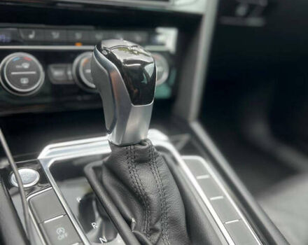 Черный Фольксваген Пассат, объемом двигателя 1.6 л и пробегом 348 тыс. км за 16550 $, фото 37 на Automoto.ua