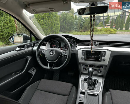 Фольксваген Пассат 2015 в Стрые на Automoto.ua Черный Фольксваген Пассат, объемом двигателя 1.6 л и пробегом 280 тыс. км за 11950 $, фото 55 на Automoto.ua