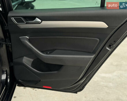 Черный Фольксваген Пассат, объемом двигателя 2 л и пробегом 277 тыс. км за 16499 $, фото 28 на Automoto.ua