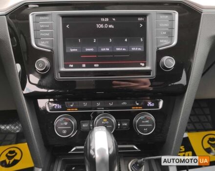 Черный Фольксваген Пассат, объемом двигателя 2 л и пробегом 280 тыс. км за 13600 $, фото 12 на Automoto.ua