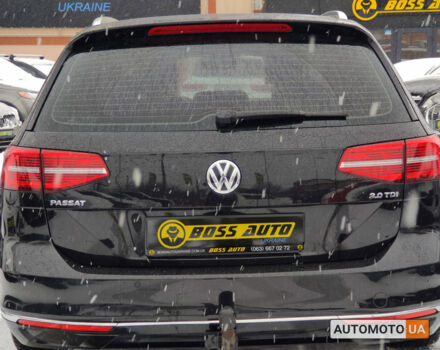 Черный Фольксваген Пассат, объемом двигателя 2 л и пробегом 280 тыс. км за 13600 $, фото 4 на Automoto.ua