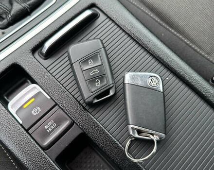 Фольксваген Пассат 2015 в Стрые на Automoto.ua Черный Фольксваген Пассат, объемом двигателя 1.6 л и пробегом 280 тыс. км за 11950 $, фото 31 на Automoto.ua