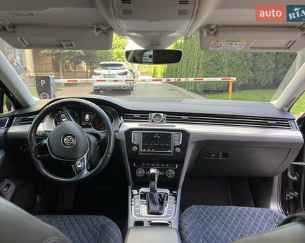 Чорний Фольксваген Пассат, об'ємом двигуна 2 л та пробігом 313 тис. км за 14600 $, фото 16 на Automoto.ua