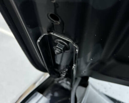 Черный Фольксваген Пассат, объемом двигателя 1.6 л и пробегом 325 тыс. км за 12600 $, фото 67 на Automoto.ua