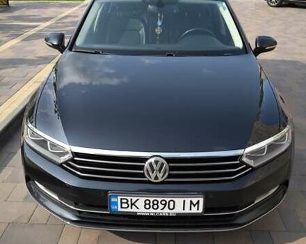 Черный Фольксваген Пассат, объемом двигателя 1.6 л и пробегом 292 тыс. км за 13100 $, фото 2 на Automoto.ua