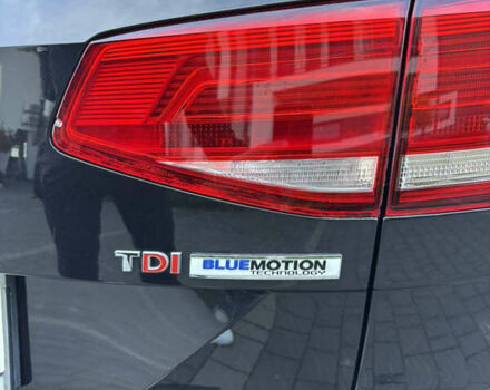 Чорний Фольксваген Пассат, об'ємом двигуна 1.6 л та пробігом 286 тис. км за 11950 $, фото 13 на Automoto.ua