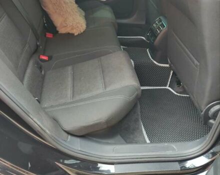 Черный Фольксваген Пассат, объемом двигателя 1.6 л и пробегом 286 тыс. км за 14200 $, фото 16 на Automoto.ua