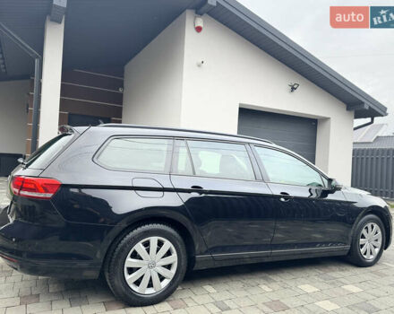 Черный Фольксваген Пассат, объемом двигателя 1.6 л и пробегом 256 тыс. км за 11900 $, фото 13 на Automoto.ua