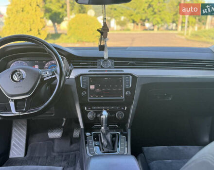 Черный Фольксваген Пассат, объемом двигателя 1.6 л и пробегом 233 тыс. км за 13200 $, фото 12 на Automoto.ua