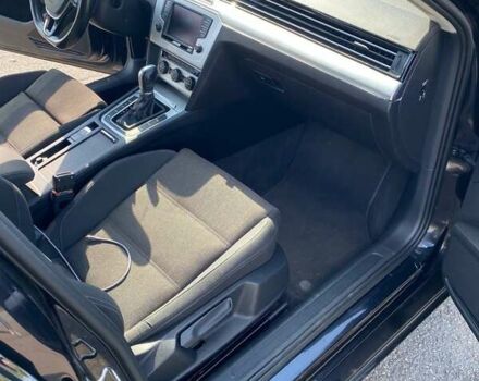 Черный Фольксваген Пассат, объемом двигателя 1.97 л и пробегом 342 тыс. км за 13700 $, фото 9 на Automoto.ua