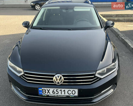 Черный Фольксваген Пассат, объемом двигателя 1.97 л и пробегом 287 тыс. км за 15500 $, фото 125 на Automoto.ua