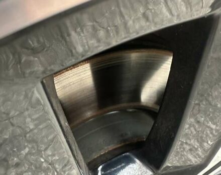 Черный Фольксваген Пассат, объемом двигателя 1.97 л и пробегом 263 тыс. км за 14900 $, фото 24 на Automoto.ua