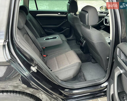 Чорний Фольксваген Пассат, об'ємом двигуна 1.6 л та пробігом 265 тис. км за 11350 $, фото 36 на Automoto.ua