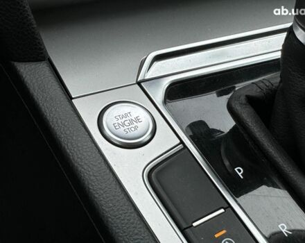 Черный Фольксваген Пассат, объемом двигателя 2 л и пробегом 243 тыс. км за 16490 $, фото 34 на Automoto.ua