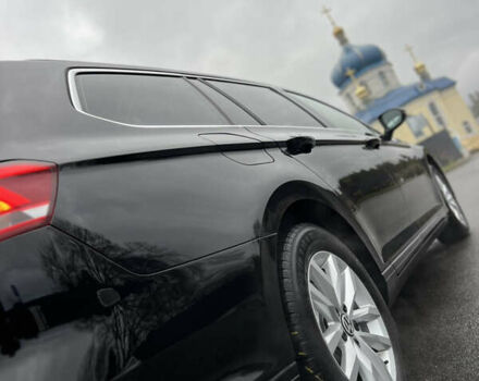 Черный Фольксваген Пассат, объемом двигателя 1.6 л и пробегом 325 тыс. км за 12600 $, фото 9 на Automoto.ua