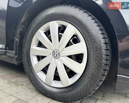 Черный Фольксваген Пассат, объемом двигателя 1.6 л и пробегом 256 тыс. км за 11900 $, фото 47 на Automoto.ua