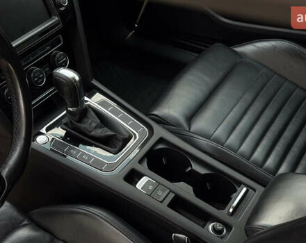 Черный Фольксваген Пассат, объемом двигателя 1.97 л и пробегом 290 тыс. км за 17000 $, фото 8 на Automoto.ua