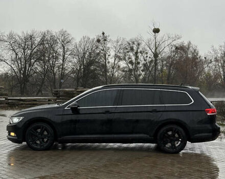 Черный Фольксваген Пассат, объемом двигателя 1.97 л и пробегом 295 тыс. км за 14000 $, фото 5 на Automoto.ua