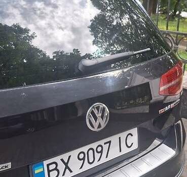 Черный Фольксваген Пассат, объемом двигателя 1.97 л и пробегом 250 тыс. км за 20000 $, фото 3 на Automoto.ua