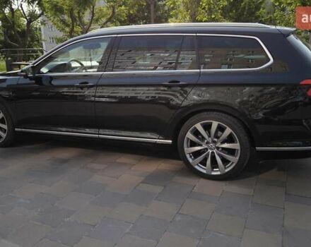 Черный Фольксваген Пассат, объемом двигателя 1.6 л и пробегом 292 тыс. км за 13100 $, фото 8 на Automoto.ua