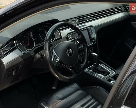 Черный Фольксваген Пассат, объемом двигателя 1.97 л и пробегом 290 тыс. км за 17000 $, фото 7 на Automoto.ua