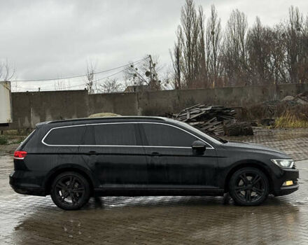 Черный Фольксваген Пассат, объемом двигателя 1.97 л и пробегом 295 тыс. км за 14000 $, фото 6 на Automoto.ua