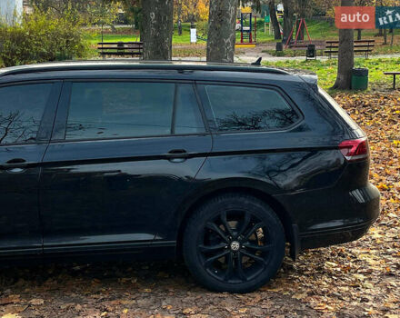 Чорний Фольксваген Пассат, об'ємом двигуна 2 л та пробігом 267 тис. км за 14390 $, фото 5 на Automoto.ua