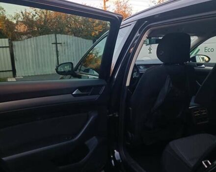 Чорний Фольксваген Пассат, об'ємом двигуна 1.6 л та пробігом 256 тис. км за 11000 $, фото 9 на Automoto.ua