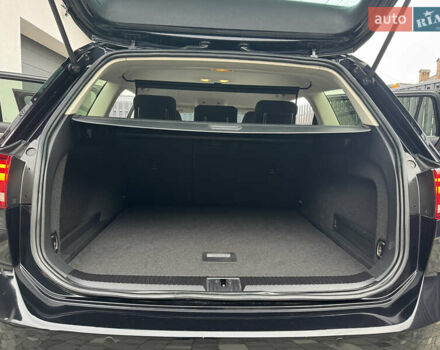 Черный Фольксваген Пассат, объемом двигателя 1.6 л и пробегом 256 тыс. км за 11900 $, фото 23 на Automoto.ua