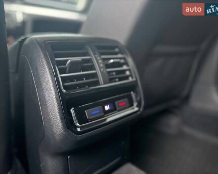 Чорний Фольксваген Пассат, об'ємом двигуна 1.97 л та пробігом 260 тис. км за 14999 $, фото 34 на Automoto.ua