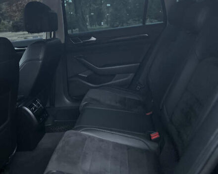 Черный Фольксваген Пассат, объемом двигателя 1.97 л и пробегом 185 тыс. км за 14499 $, фото 11 на Automoto.ua